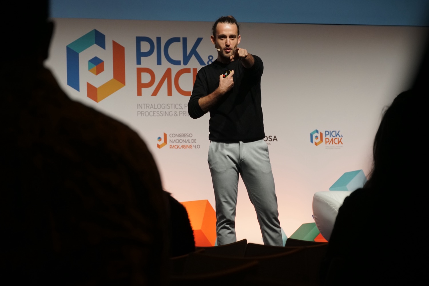 Alex Dakov en el escenario de Pick&Pack